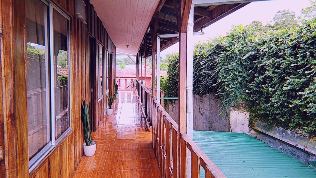 Alpha Arenal Hostel La Fortuna Ngoại thất bức ảnh